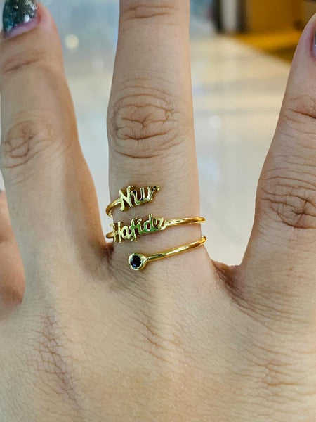 14kt Yellow Gold Script Letters Name Ring with Heart XNR59